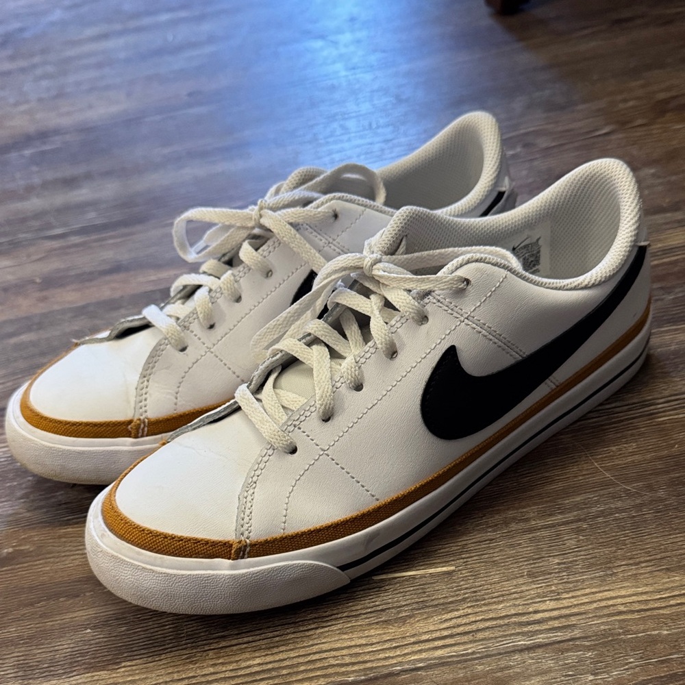 Nike Court Legacy Shoes